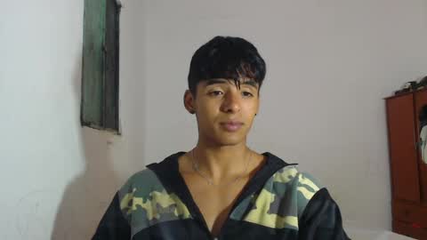 i  am lewis ly EDUARDO MEMDOZA15 online show from May 2026 03:42:02 PM