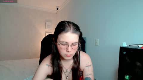 Lexas Room online show from April 2026 04:34:02 PM