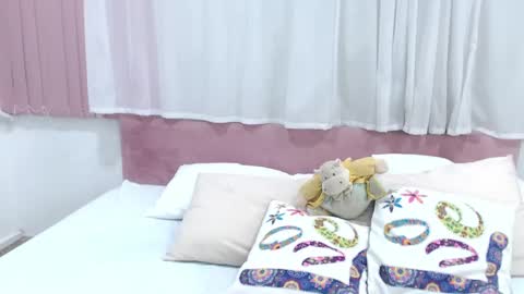 Snapshot of lexi_bloom chatting on January 2025 10:58:02 AM Gabrielle online show from January 2025 10:58:02 AM