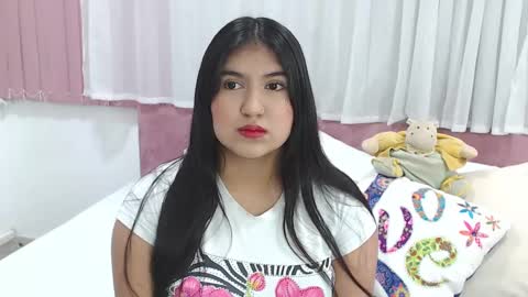 Snapshot of lexi_bloom chatting on January 2025 10:52:02 AM Gabrielle online show from January 2025 10:52:02 AM