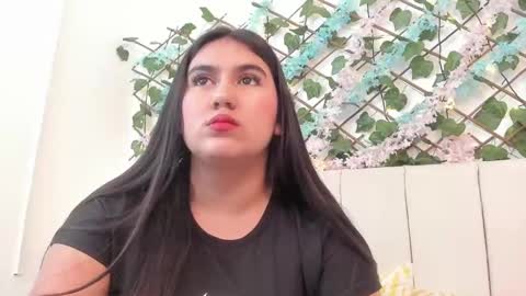 Snapshot of lexi_bloom chatting on October 2025 03:04:01 AM Gabrielle online show from October 2025 03:04:01 AM