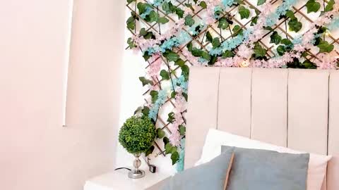 Snapshot of lexi_bloom chatting on October 2025 10:28:02 AM Gabrielle online show from October 2025 10:28:02 AM