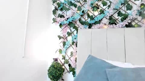 Snapshot of lexi_bloom chatting on November 2025 10:47:02 AM Gabrielle online show from November 2025 10:47:02 AM