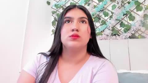 Snapshot of lexi_bloom chatting on November 2025 10:47:01 AM Gabrielle online show from November 2025 10:47:01 AM