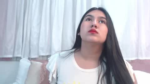 Snapshot of lexi_bloom chatting on November 2025 10:48:01 AM Gabrielle online show from November 2025 10:48:01 AM