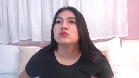 Snapshot of lexi_bloom chatting on November 2025 11:13:01 AM Gabrielle online show from November 2025 11:13:01 AM