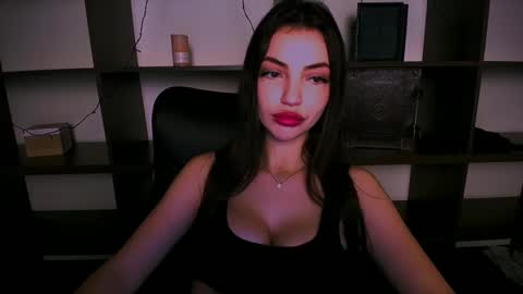 Alexia online show from January 2025 04:54:02 PM