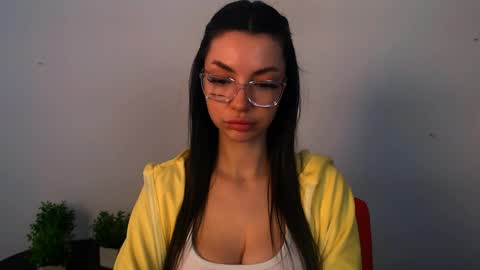 Alexia online show from May 2026 12:56:02 PM
