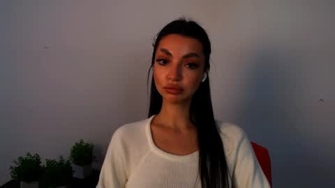 Alexia online show from June 2026 12:07:02 PM