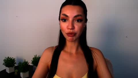 Alexia online show from June 2026 12:20:01 PM