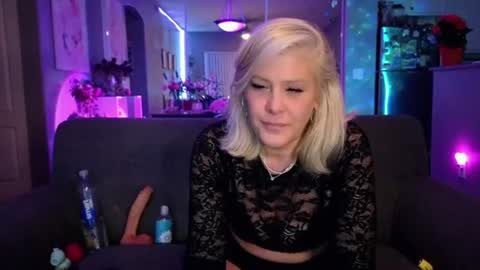 Lexi online show from June 2026 07:33:01 AM