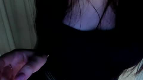 Vicki online show from March 2026 05:01:02 PM