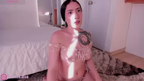 Snapshot of lexie_red chatting on June 2026 09:30:01 PM LEXIE online show from June 2026 09:30:01 PM