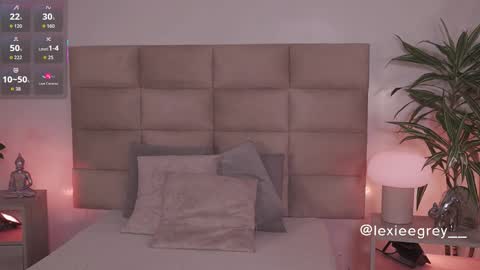 Lexie  online show from March 2026 11:49:02 AM