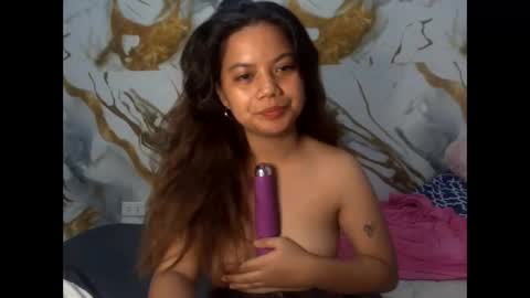 Snapshot of lexielar chatting on May 2026 01:39:02 PM LEXIE online show from May 2026 01:39:02 PM