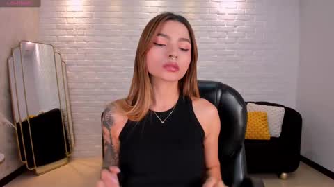 Lexie  online show from February 2025 07:42:01 PM