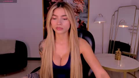 Lexie  online show from June 2026 07:52:01 PM
