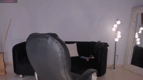 Lexie  online show from June 2026 09:17:02 PM