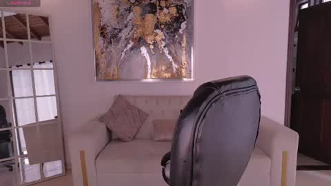 Lexie  online show from June 2026 06:43:01 PM