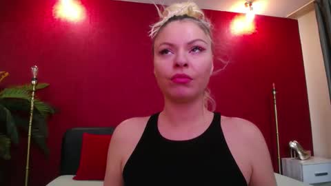 lexiladyx online show from February 2025 06:37:01 PM