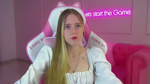 Lexi online show from November 2025 06:18:02 AM