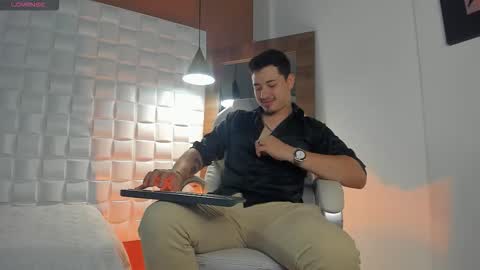 Snapshot of lexmiller18 chatting on October 2025 04:00:02 AM lexmiller18 online show from October 2025 04:00:02 AM