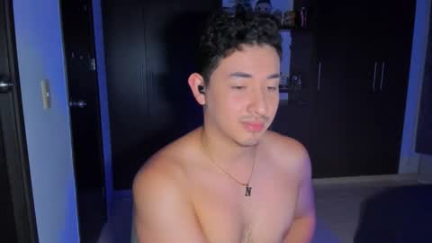 Snapshot of lexmiller18 chatting on October 2025 02:19:02 AM lexmiller18 online show from October 2025 02:19:02 AM