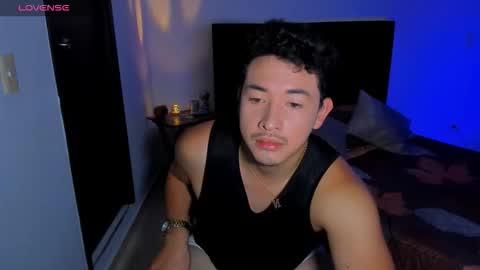 Snapshot of lexmiller18 chatting on November 2025 02:33:01 AM lexmiller18 online show from November 2025 02:33:01 AM