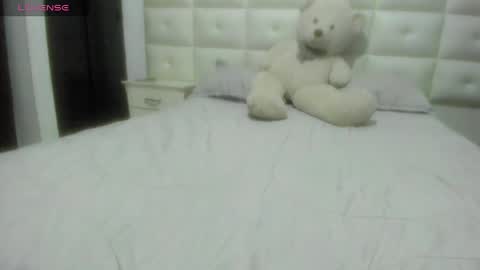 LEXXI online show from May 2026 01:03:01 AM
