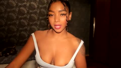 Snapshot of lexy_squirt_queen chatting on October 2025 06:30:02 PM LEXY - Independent account online show from October 2025 06:30:02 PM