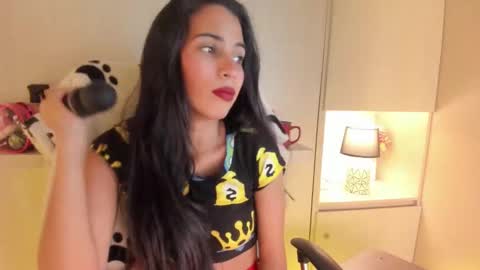 L I A  online show from March 2026 04:05:02 AM