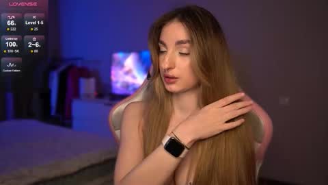 Snapshot of lexystoun chatting on October 2025 09:42:02 PM Lexy online show from October 2025 09:42:02 PM