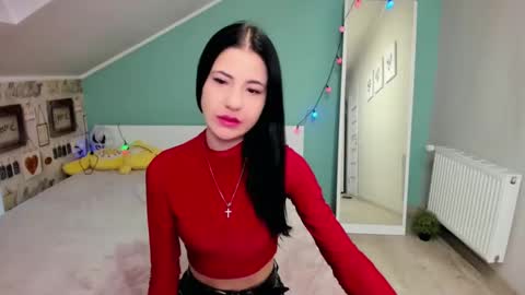 lexyswett online show from December 2024 01:25:01 PM