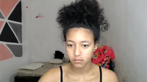 Snapshot of ley_blus1 chatting on December 2024 02:00:02 PM lolita online show from December 2024 02:00:02 PM