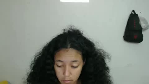 Snapshot of ley_blus1 chatting on January 2025 03:35:02 PM lolita online show from January 2025 03:35:02 PM
