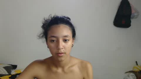 Snapshot of ley_blus1 chatting on February 2025 04:03:02 PM lolita online show from February 2025 04:03:02 PM