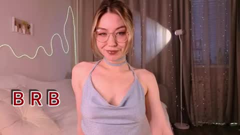 Snapshot of leyalayla chatting on July 2026 04:11:02 AM Lily online show from July 2026 04:11:02 AM
