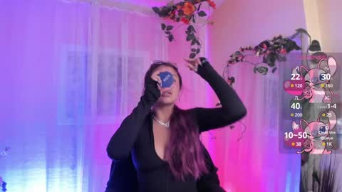   online show from December 2024 02:08:02 AM