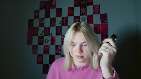 Snapshot of leyla_le chatting on November 2025 07:07:01 AM Leyla online show from November 2025 07:07:01 AM