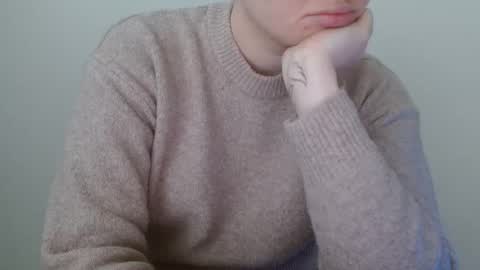 Leyla online show from April 2026 06:16:01 AM
