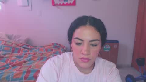 Snapshot of leylapregnant chatting on September 2025 04:12:02 PM leylapregnant online show from September 2025 04:12:02 PM