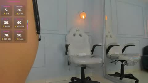 Leyla online show from May 2026 07:30:02 PM