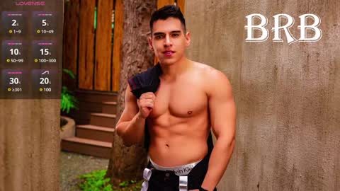 L E Y T O N online show from December 2024 03:09:01 AM