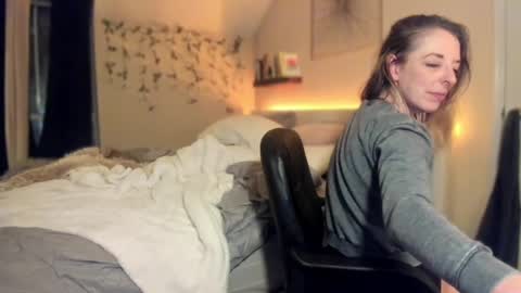 Hornystonerchick online show from March 2025 07:43:02 AM