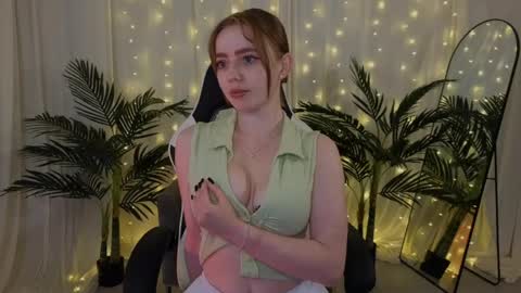 Linda my FANSLY  red fury online show from April 2026 01:04:01 AM