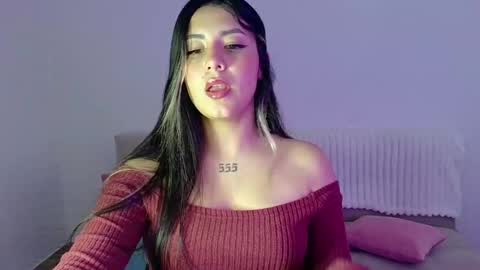 Lia  online show from May 2026 01:11:02 AM
