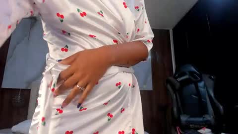 lia_16_ online show from April 2026 01:41:02 PM