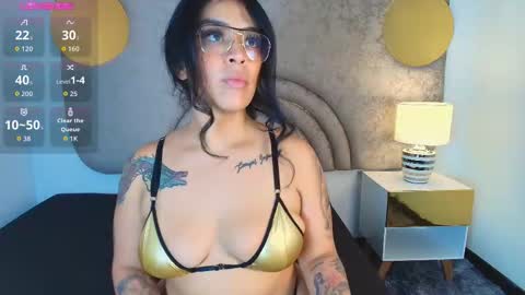 Snapshot of lia_caprice chatting on October 2025 06:09:01 PM L I A C A P R I C E online show from October 2025 06:09:01 PM