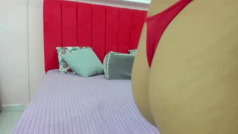 Snapshot of lia_cherryx chatting on June 2026 12:00:01 AM lia_cherryx online show from June 2026 12:00:01 AM