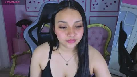 Snapshot of lia_harper_t chatting on May 2026 03:08:01 PM lia_harper_t online show from May 2026 03:08:01 PM